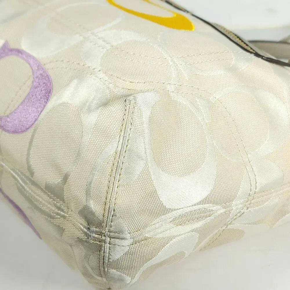 Coach vtg poppy